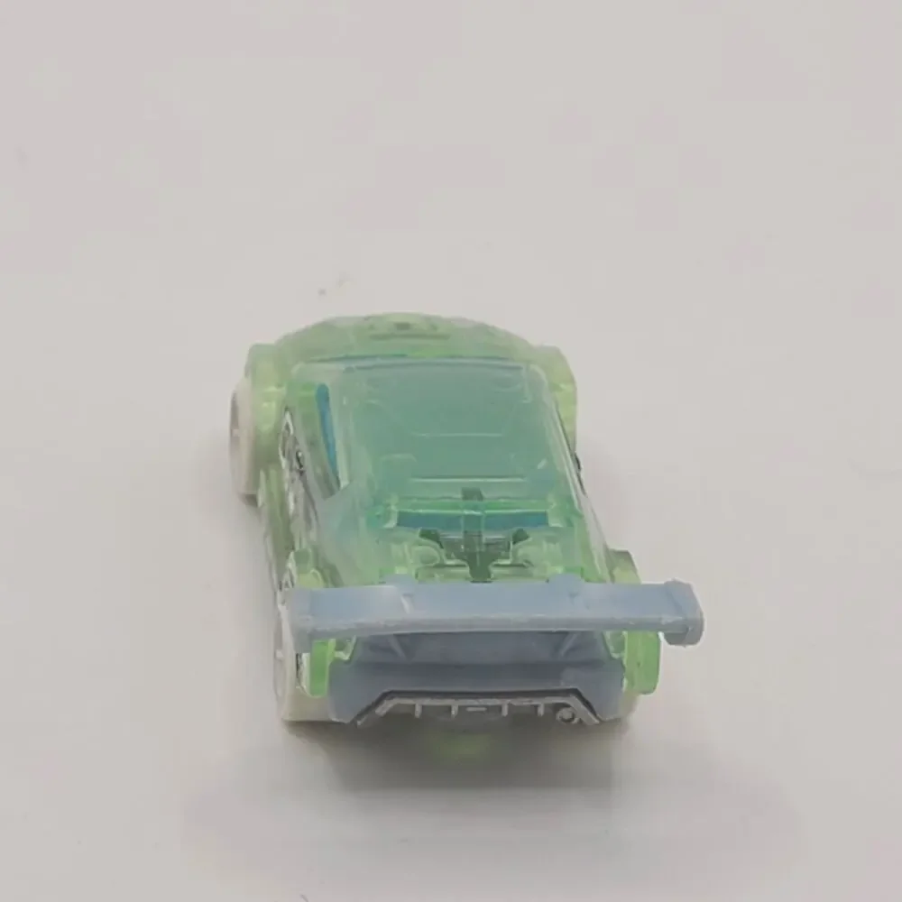JIRAWAT / Hot Wheels 2014 Scale 1/64 Diecast Model Car